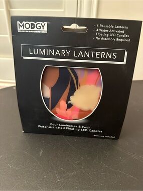 Modgy set of 4 Luminaries and 4 tea lights in box